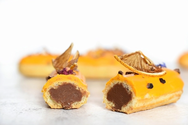 chocolade-sinaasappel eclair